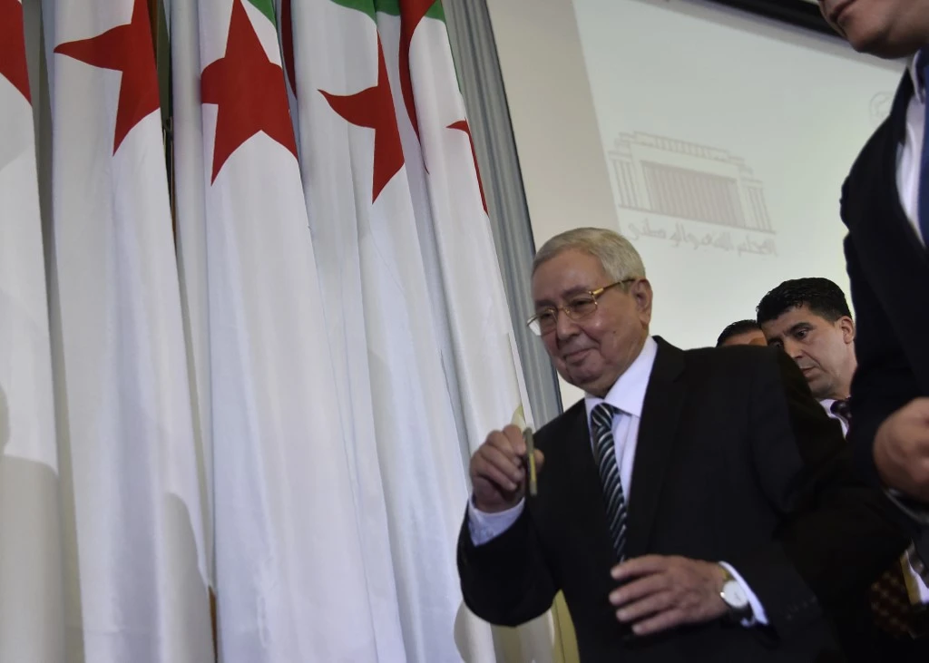 Algerian military to support transition period: army chief