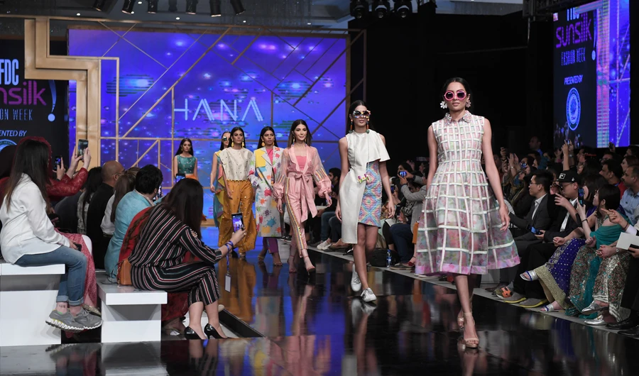 Pakistan Fashion Week ramp replete with trendsetting moments