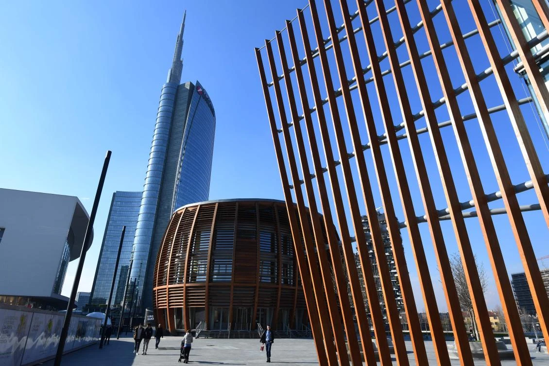 US fines Italian lender UniCredit $1.3 billion in sanctions probe