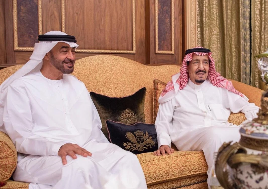 King Salman receives Abu Dhabi crown prince in Riyadh
