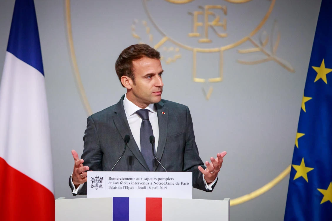 President Emmanuel Macron on Friday hosted representatives of the Kurdish-led force that defeated Daesh extremists in Syria, assuring them of France's support in the fight against remaining extremists. (Reuters)