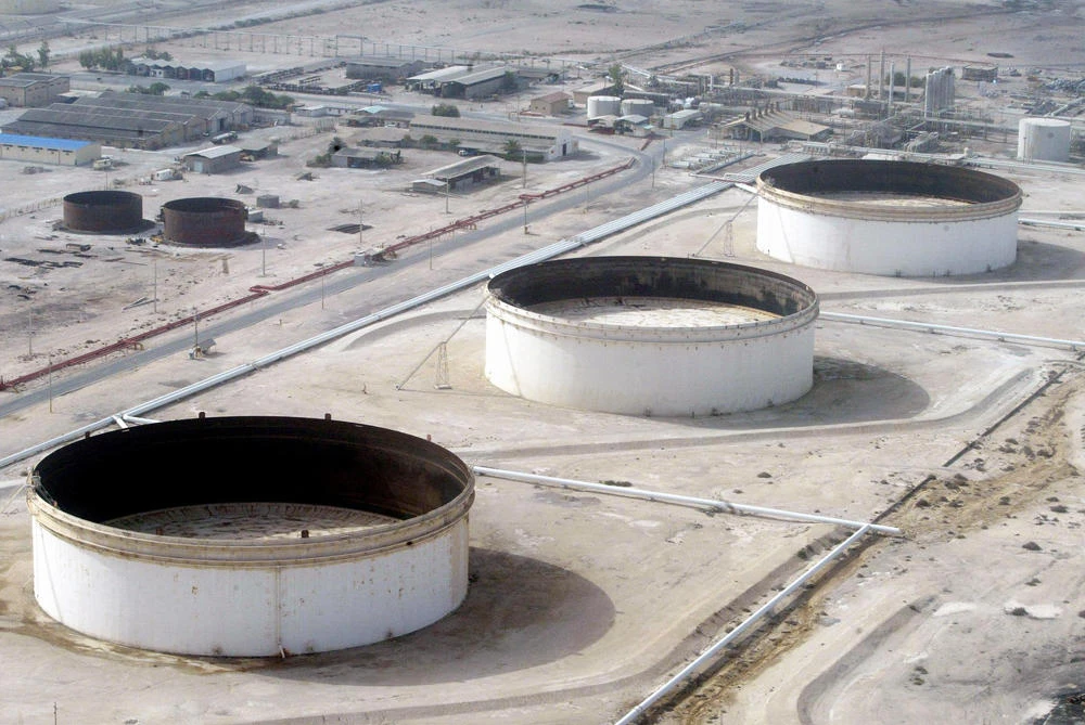 A general view of Iran's oil refinery quay in Lavan island. (AFP / Behrouz Mehri/File photo)