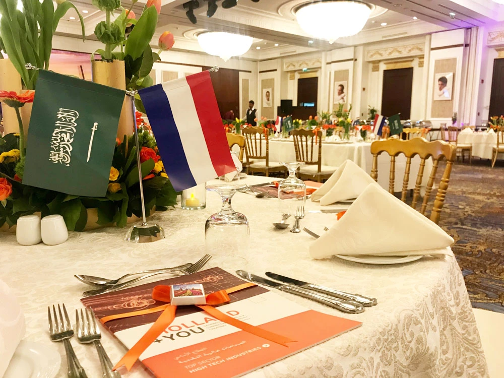 The Dutch consulate in Jeddah organized a dinner reception at the Crowne Plaza Hotel on Tuesday to celebrate the Netherlands’ National Day. (Ruba Obaid)