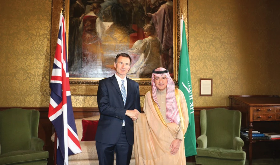 Saudi Minister of State for Foreign Affairs Adel Al-Jubeir meets British Foreign Secretary Jeremy Hunt in London on Thursday. (SPA)
