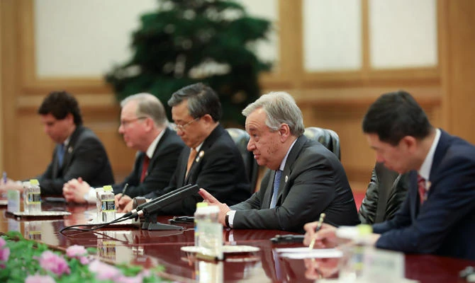 United Nations Secretary General Antonio Guterres talks to Chinese President Xi Jinping (not pictured) during the bilateral meeting of the Second Belt and Road Forum at the Great Hall of the People on April 26, 2019 in Beijing, China. (Andrea Verdelli/Pool via REUTERS)