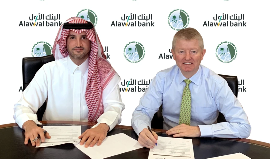 Prince Bandar bin Khaled F. Al-Saud, chairman of SCHF, and Soren Nikolajsen, managing director of Alawwal bank, at the signing ceremony.