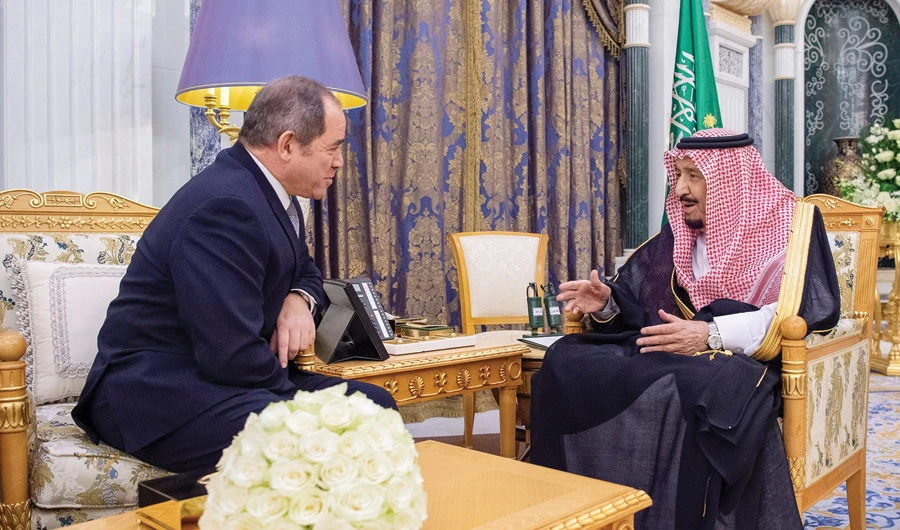 King Salman receives Algerian Foreign Minister Sabri Boukadoum at Al-Yamamah Palace in Riyadh on Tuesday. (SPA)