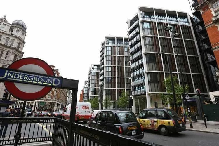 The glamor and history of London continue to appeal to international investors. This year saw Gulf-based investors renew their interest. (Reuters)