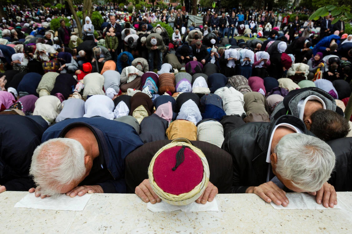 Believers pray after opening ceremony of the Aladza Mosque, that was demolished at the beginning of the Bosnian war in Foca, Bosnia and Herzegovina, May 4, 2019. REUTERS/Stevo Vasiljevic