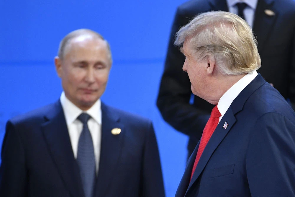 Donald Trump and Vladimir Putin discussed North Korea, Ukraine and Venezuela . (AFP/File)