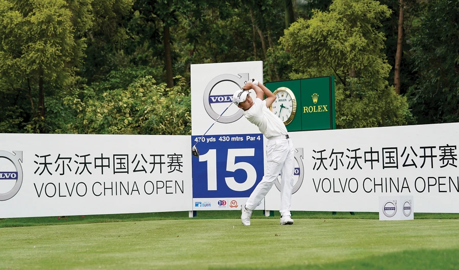 Kuang Yang holed a par putt from around 20 feet at No. 18 on Friday to shoot a second straight 1-under 71 and make it to the weekend on the number. (Getty Images)