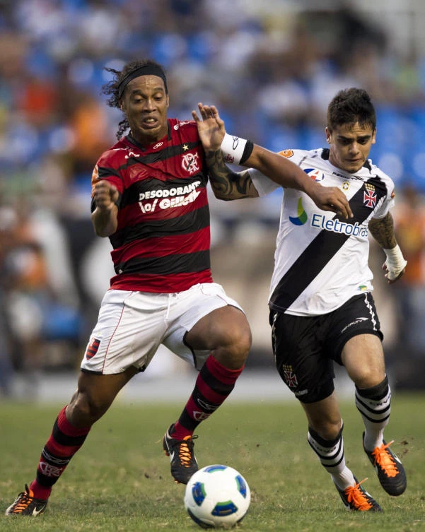 Brazilian ex-football star Ronaldinho raps against corruption