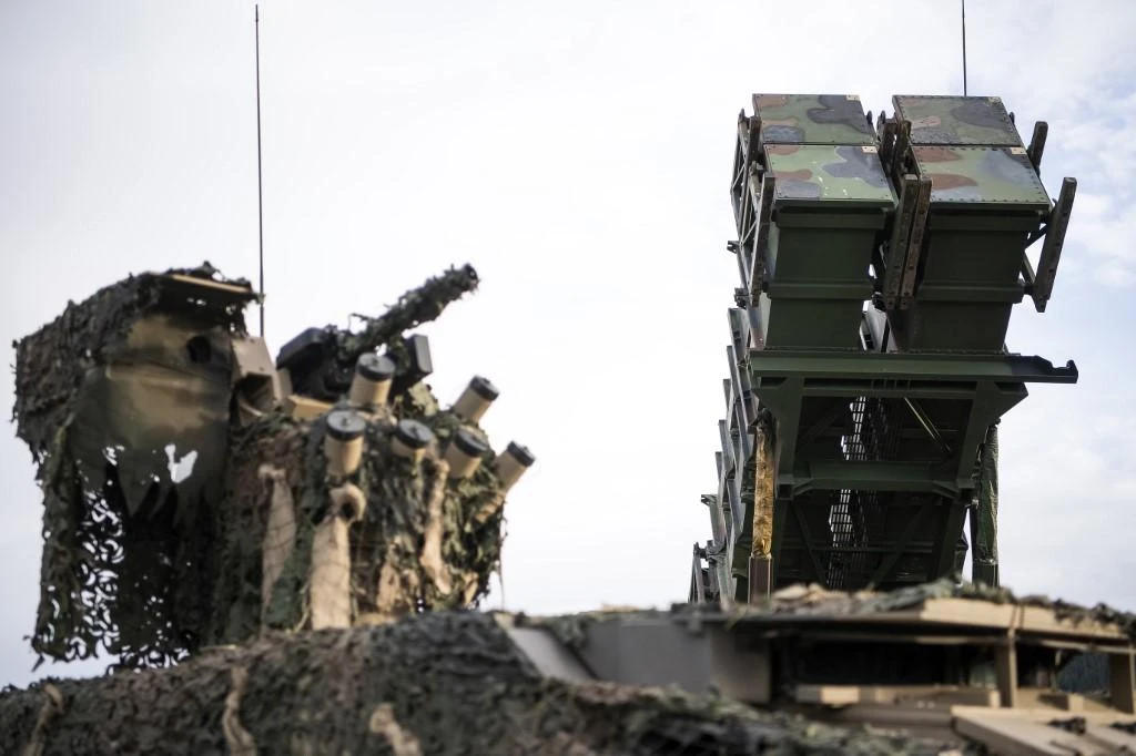 The US State Department has approved a possible $6 billion worth of weapons sales to Bahrain and the United Arab Emirates in three separate packages. (File/AFP)