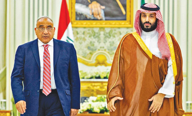 Iraq’s Prime Minister Adel Abdul-Mahdi, left, with Crown Prince Mohammed bin Salman during his first official trip to Riyadh last month. (AFP)
