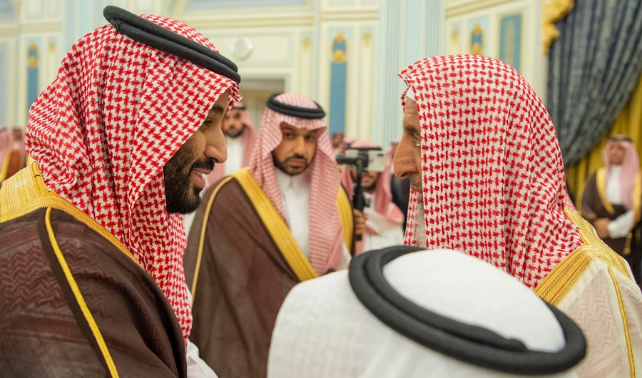 Crown Prince Mohammed bin Salman receives Grand Mufti Sheikh Abdul Aziz Al-Asheikh at Al-Yamamah Palace in Riyadh on Tuesday. (SPA)