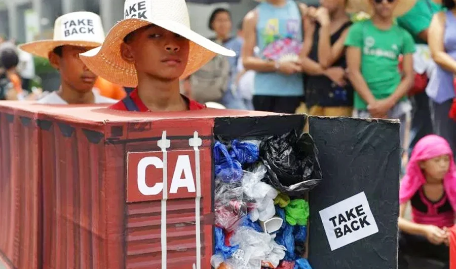 Canada says it is working with Manila to resolve the waste dispute. (AP)