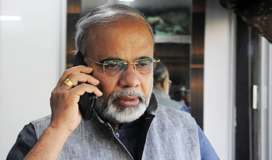 ’I am the original’: Modi lookalike hits campaign trail