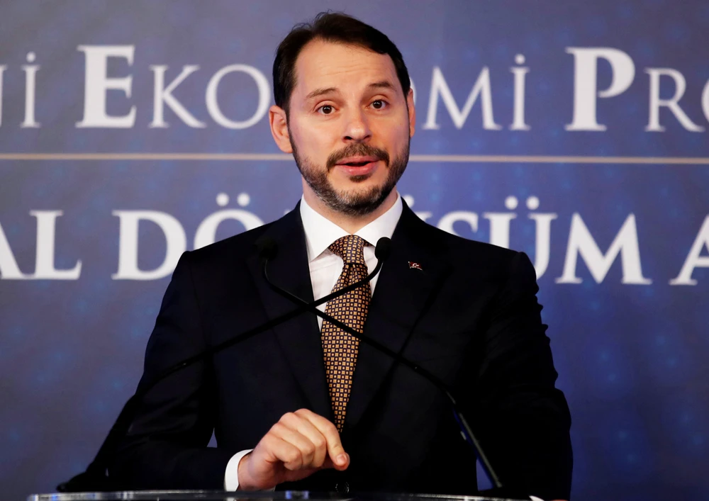 Turkish Treasury and Finance Minister Berat Albayrak attends a news conference in Istanbul, Turkey, on April 10, 2019. (REUTERS/Umit Bektas/File Photo)