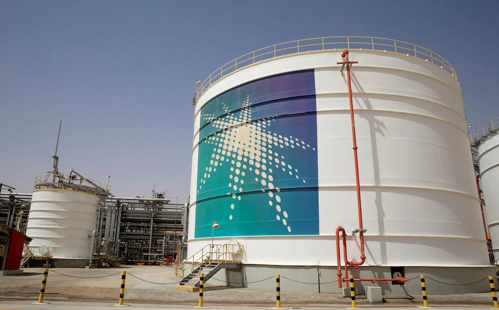An Aramco oil tank is seen at the Production facility at Saudi Aramco’s Shaybah oilfield in the Empty Quarter, Saudi Arabia. (File/Reuters)