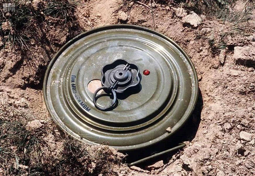 Saudi land mines project clears 1,024 Houthi devices
