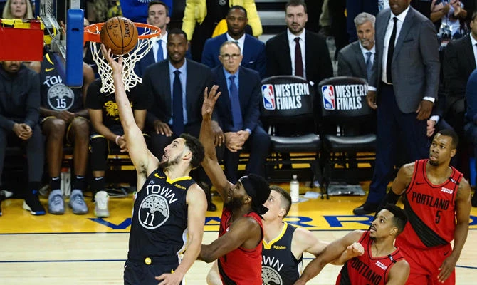 Warriors rally from 15 down at halftime, hold off Blazers