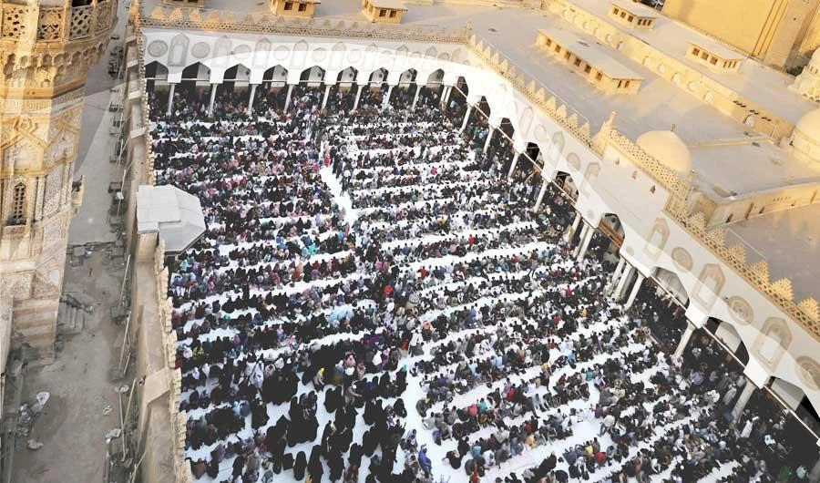 A general aerial view shows devotees gathering to eat iftar during the holy month of Ramadan, at Al-Azhar Mosque in the old Islamic area of Cairo, Egypt on May 12. (Reuters)