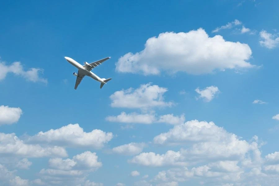 The warning relayed by US diplomatic posts from the Federal Aviation Administration underlined the risks the current tensions pose to a region crucial to global air travel. (Shutterstock)