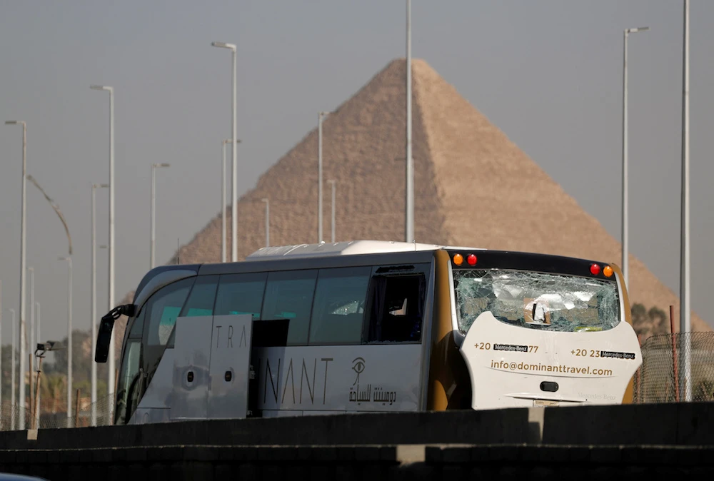 A bomb blast hit a tourist bus wounding at least 17 people, including South Africans, in the latest blow to the country's tourism industry. (Reuters)