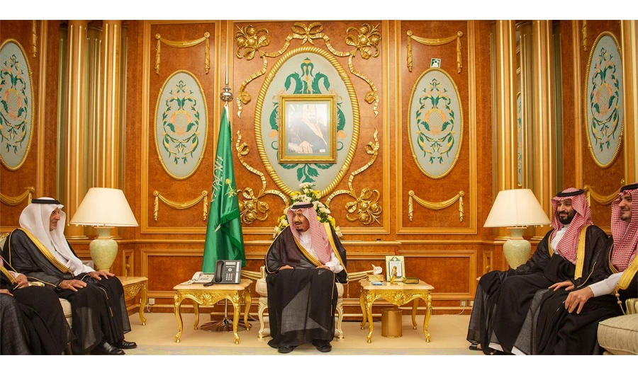 King Salman received the Kingdom’s regional governors in Jeddah on Tuesday. (SPA)