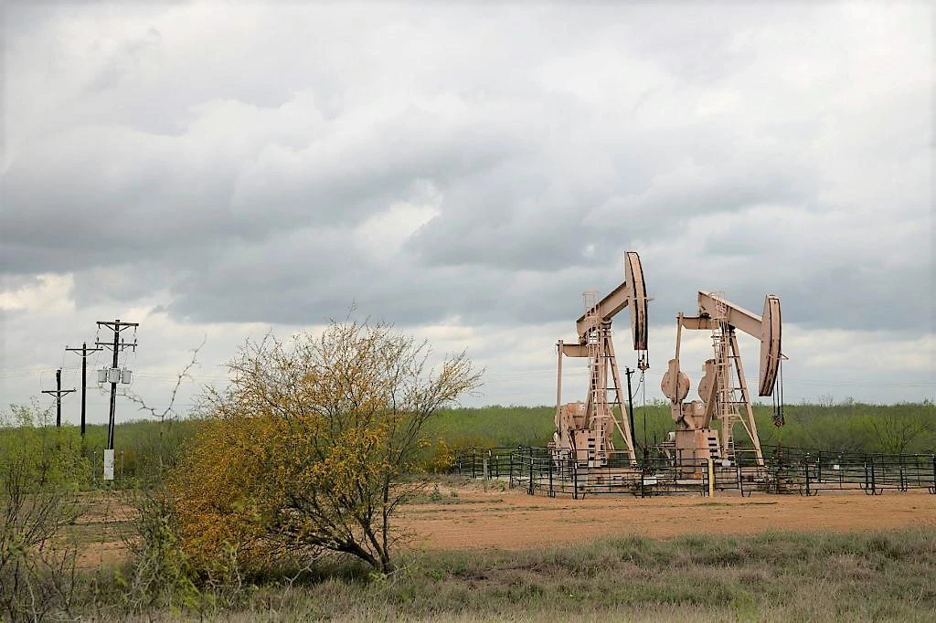 The American Petroleum Institute that US crude stockpiles rose by 2.4 million barrels last week, to 480.2 million barrels. (AFP)