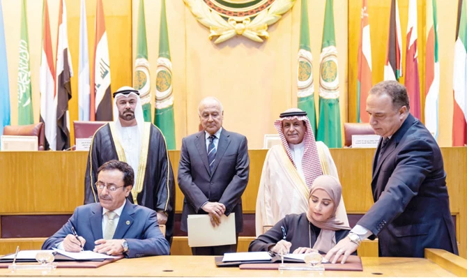 Saudi Arabia’s Minister of Civil Service Sulaiman Al-Hamdan participates in the launch of the Arab Government Excellence Award in Cairo. (SPA)