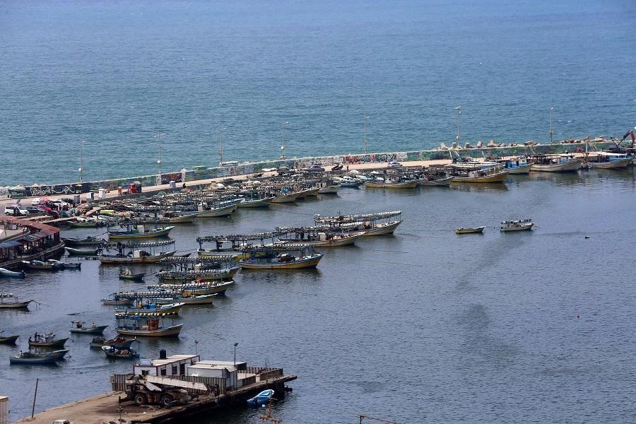 The move came just three days after Israel had reduced the offshore fishing limits in response to Palestinians floating balloons fitted with incendiaries over the border. (File/AFP)