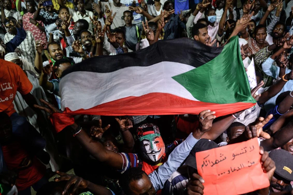Crack in opposition as top Sudan group rejects call for strike