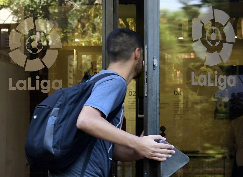 Players, officials detained in Spanish football match-fixing swoop