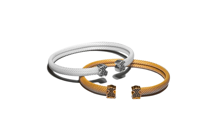 The jewelry pieces can be worn for all occasions, such as wedding parties and official holidays, and can be given as gifts to friends and family.