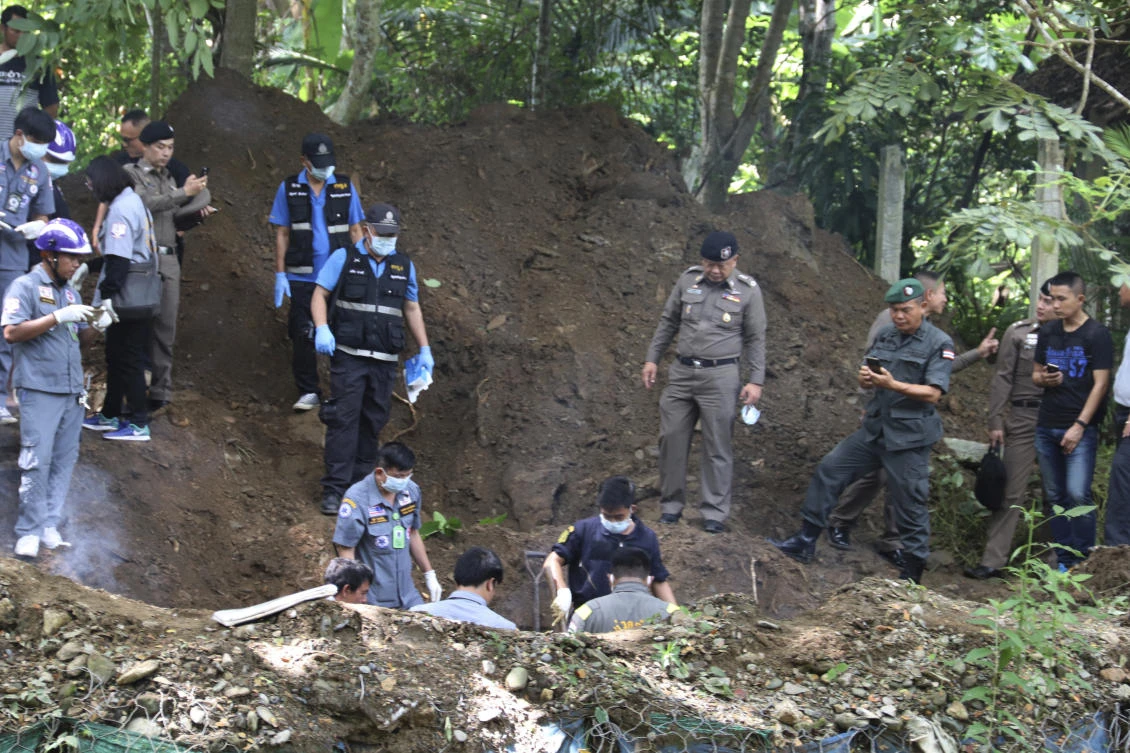 3 Thai men sentenced to die for killing British man and wife