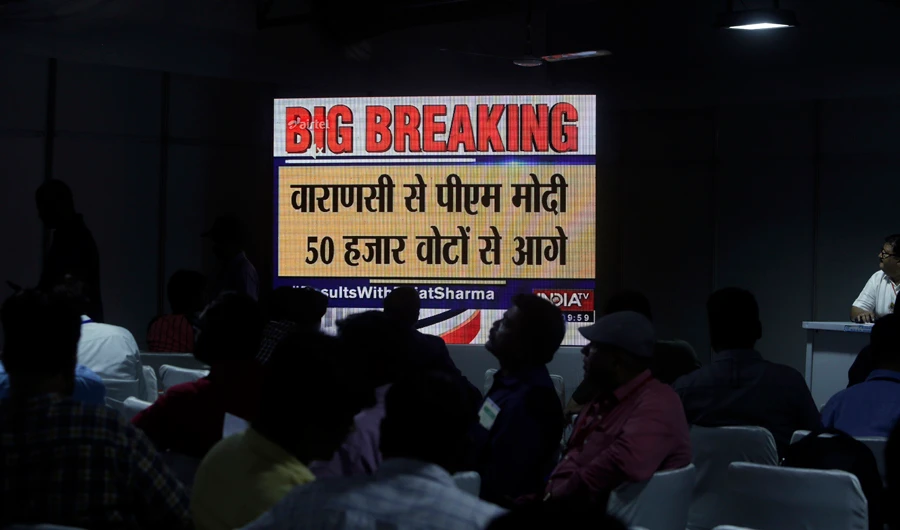 New Delhi tweaks Hindi language bill after south India protests