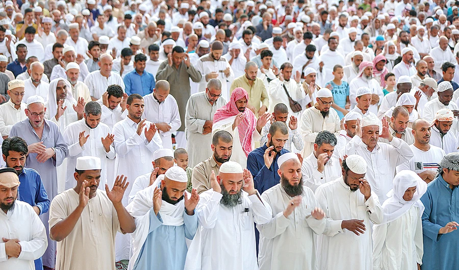 Worshippers perform Eid prayers at the Grand Mosque in Makkah. (AFP)