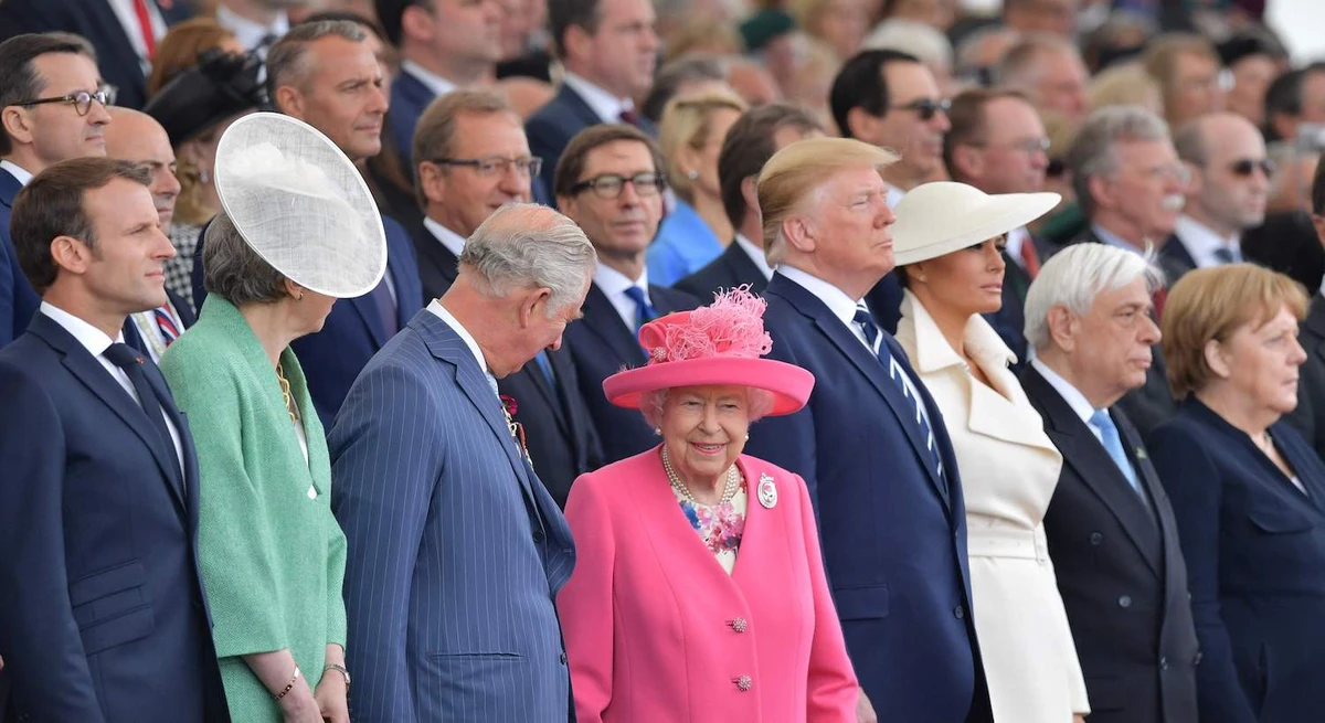 Queen Elizabeth and world leaders applaud D-Day veterans
