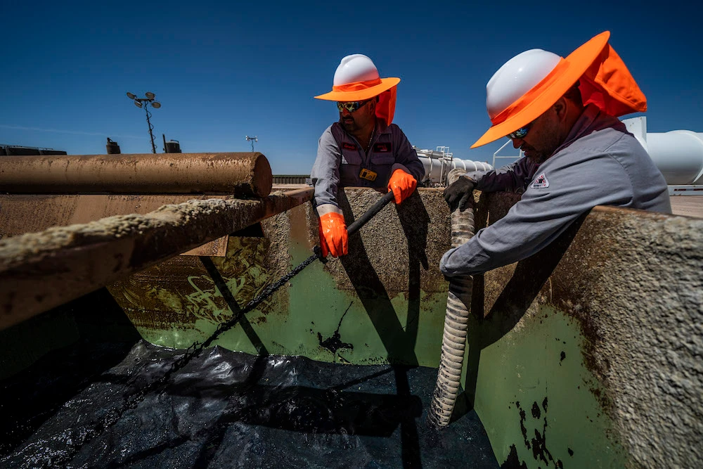 An unexpected surge in US crude inventories saw West Texas Intermediate crude futures slide 4 percent on Wednesday, with Brent futures dropping 2.9 percent. (Getty Images)