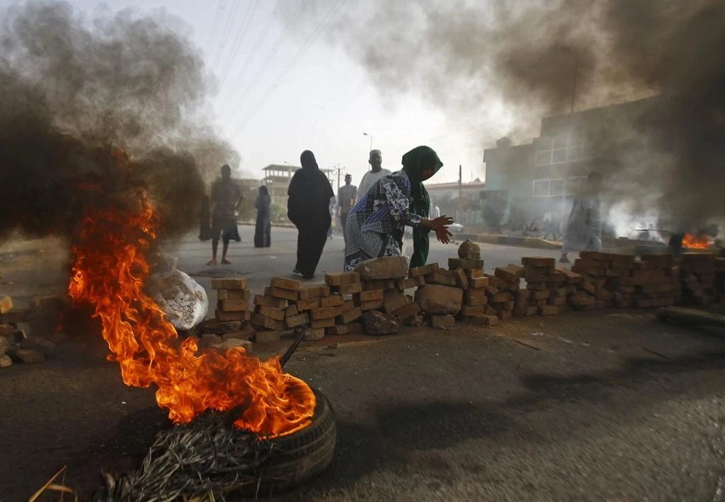 Protest leaders asked the people to block main roads and bridges in retaliation against the military. (File/AFP)