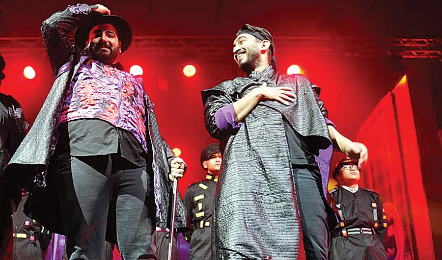 Artists perform at one of the events held as part of the ongoing Jeddah Season activities. (Photo/Twitter)