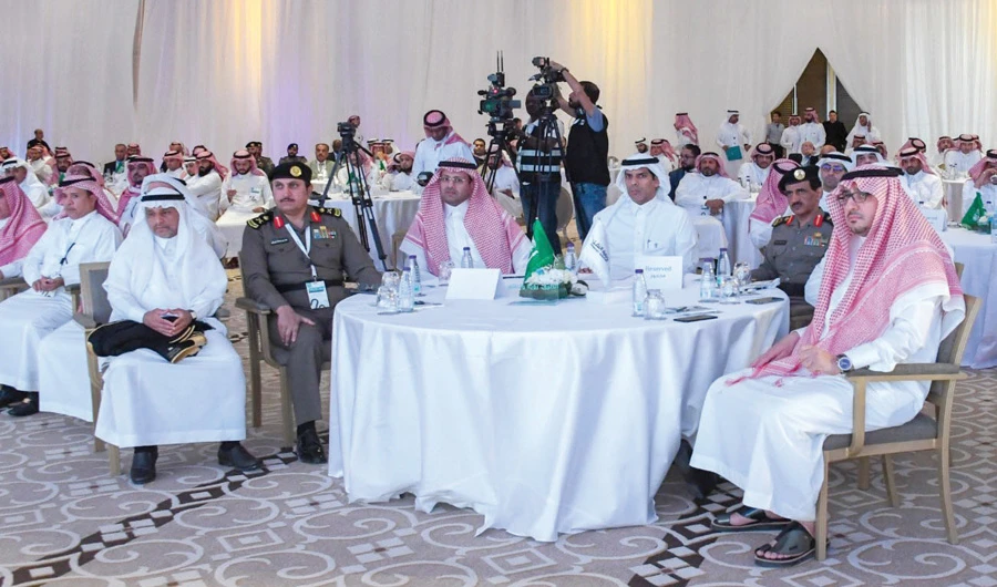 Saudi Arabia awards SR4.3 billion worth of road maintenance contracts