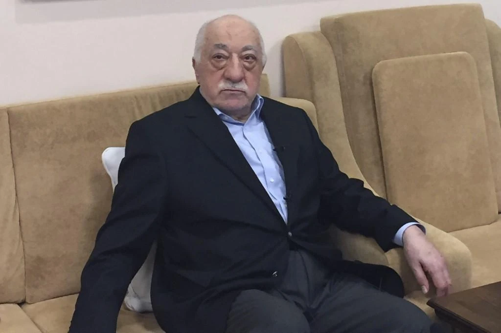 Turkey orders arrest of 128 military personnel over suspected Gulen links