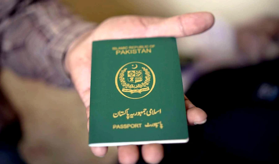 Pakistani Foreign Minister Shah Mehmood Qureshi on Tuesday said UK authorities were pushing Islamabad to take back thousands of migrants who had overstayed visitor visa permits. (AFP/File)