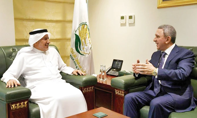 Azerbaijan Ambassador to Saudi Arabia Shahin Abdullaye meets KSRelief Supervisor General Dr. Abdullah Al-Rabeeah. (SPA)
