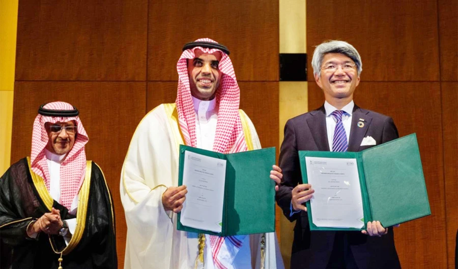 Saudi Arabia, Japan sign new agreements