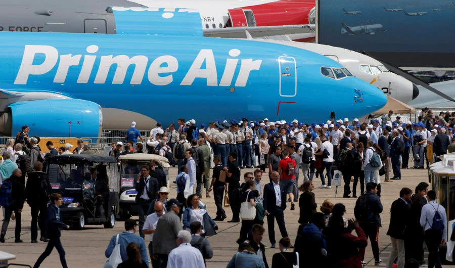 Amazon starts selling domestic air tickets in India