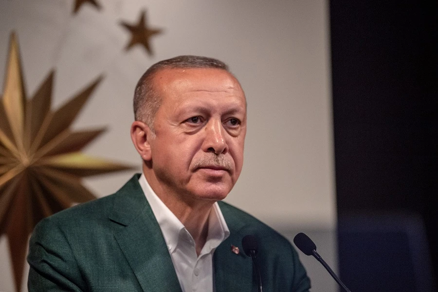 Turkish President Tayyip Erdogan delivers a speech on the stage of the conference room at Huber Mansion in Istanbul, on March 31, 2019, following local elections. (File/AFP)