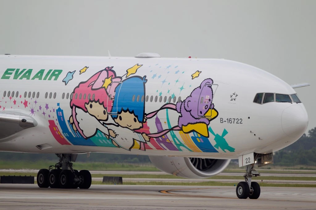 EVA Air attendants strike halts flights for 1,000s in Taiwan